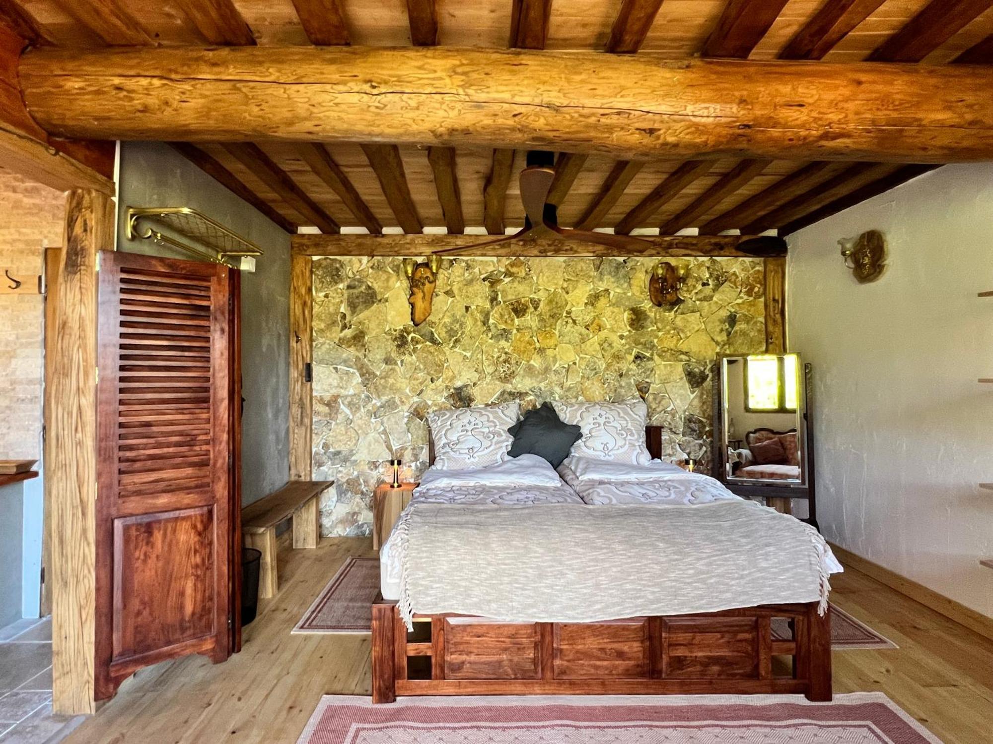 Les Magnels Bed and Breakfast Valleraugue Eksteriør billede