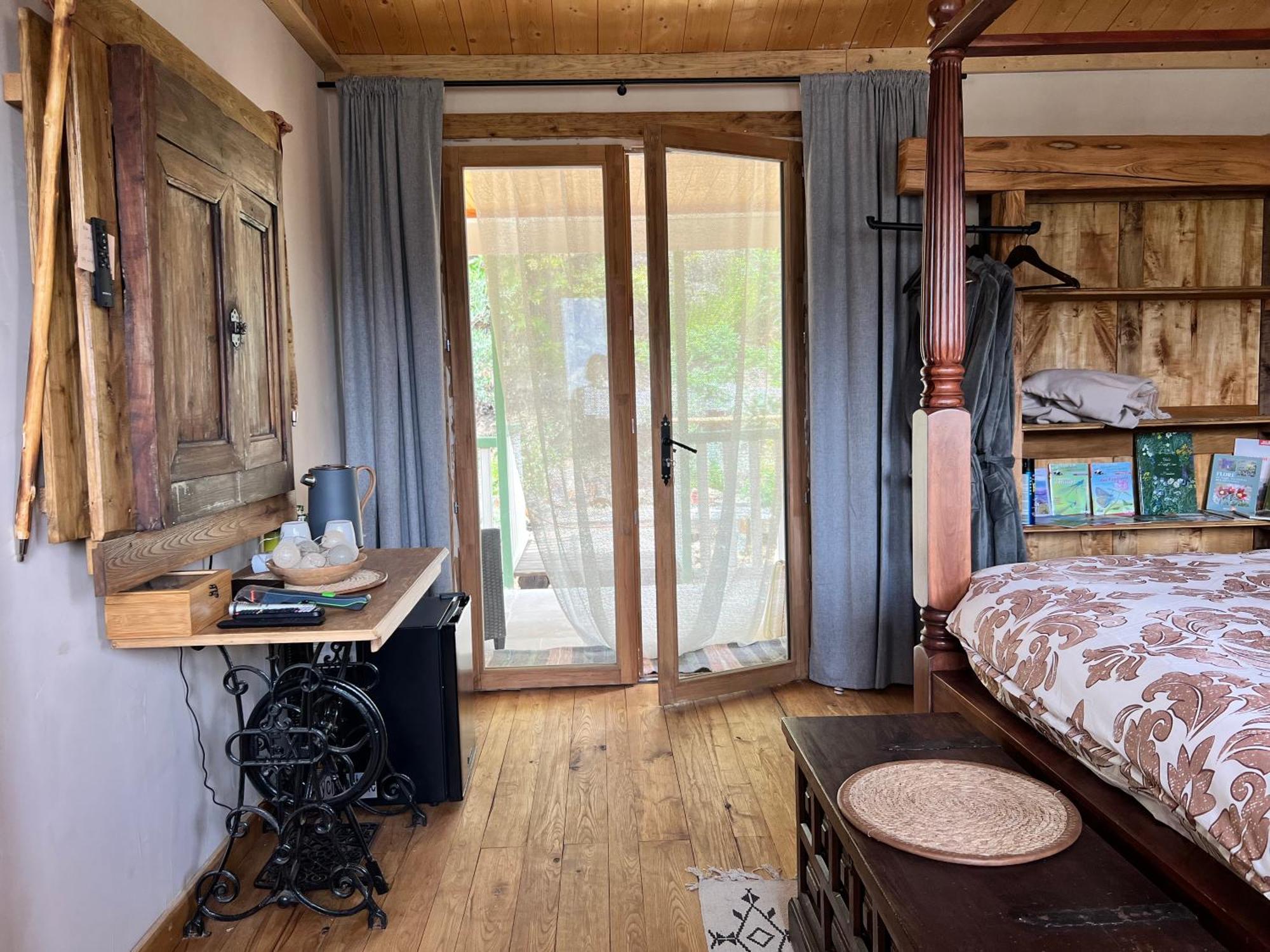 Les Magnels Bed and Breakfast Valleraugue Eksteriør billede